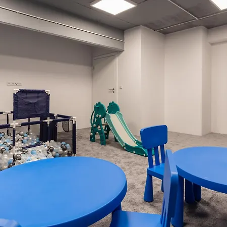 Jantaris Near With Fitness By Renters Lejlighed