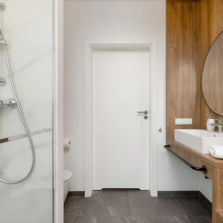 Jantaris Near With Fitness By Renters