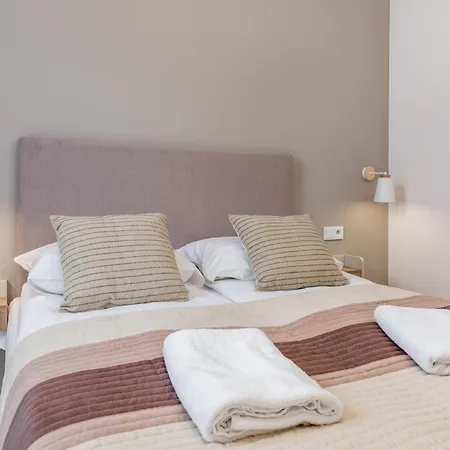 Jantaris Near With Fitness By Renters Apartman