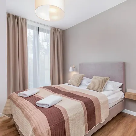 Jantaris Near With Fitness By Renters Apartman *