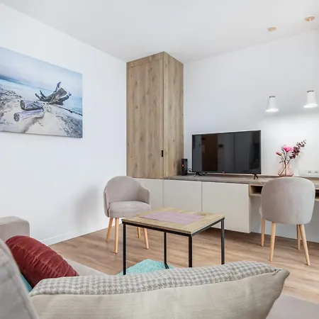 Jantaris Near With Fitness By Renters Mielno